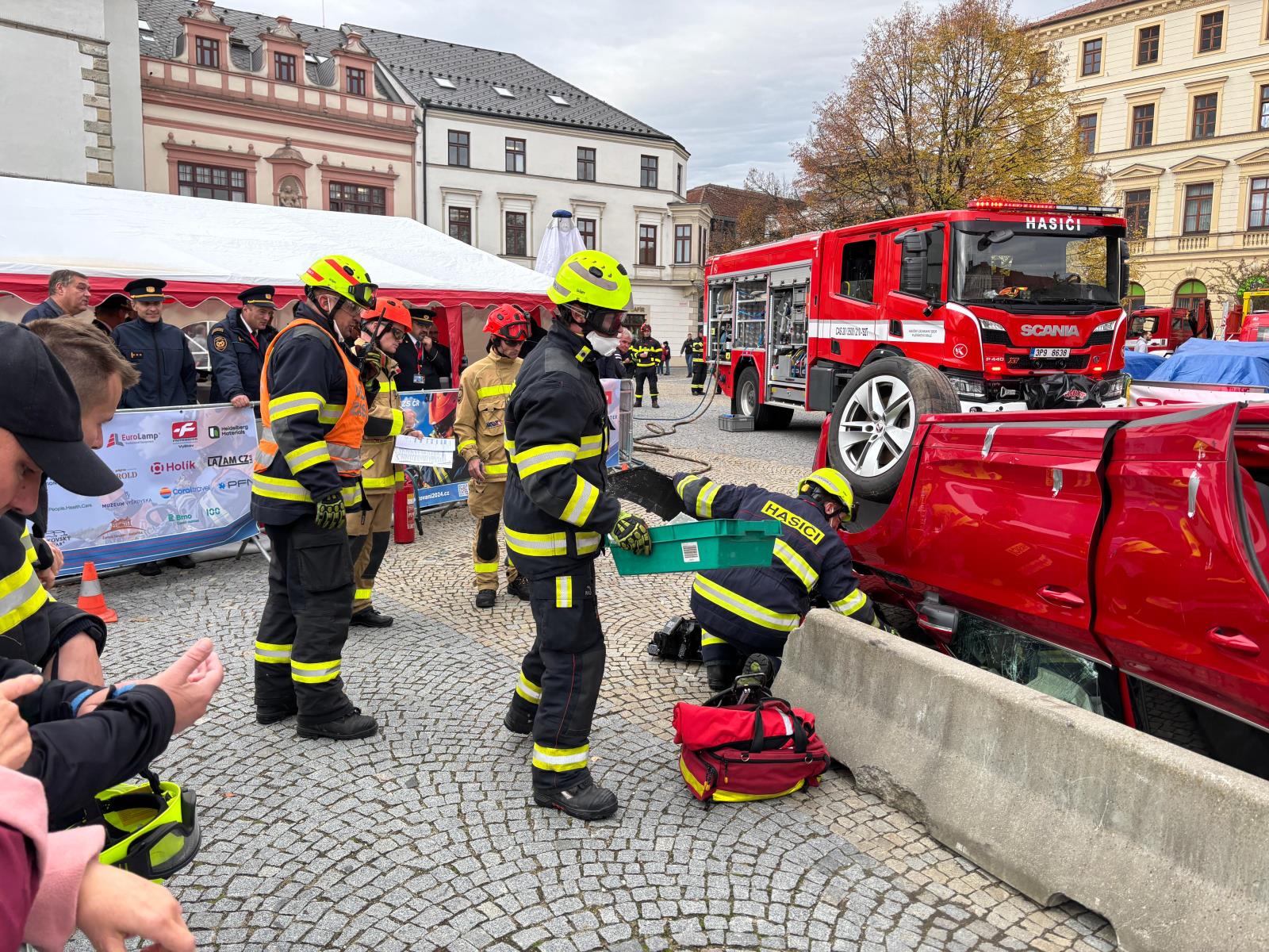 XI. Mistrovství HZS ČR ve vyprošťování u dopravních nehod (13).jpg