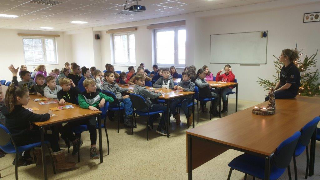 ZŠ Kamenice nad Lipou v Jindřichově Hradci - 13. 12. 2019 (2).jpg