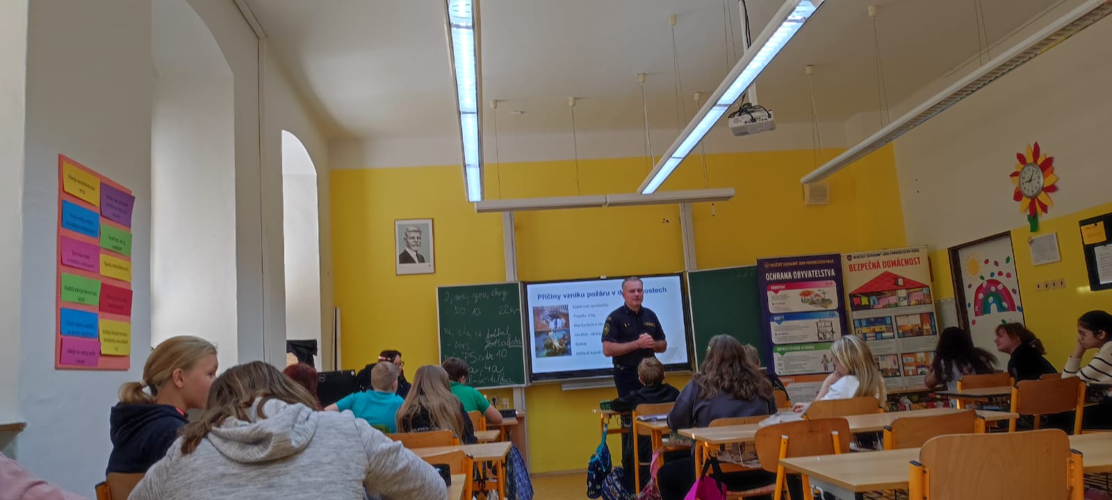 ZŠ Ronov nad Doubravou_3.jpeg