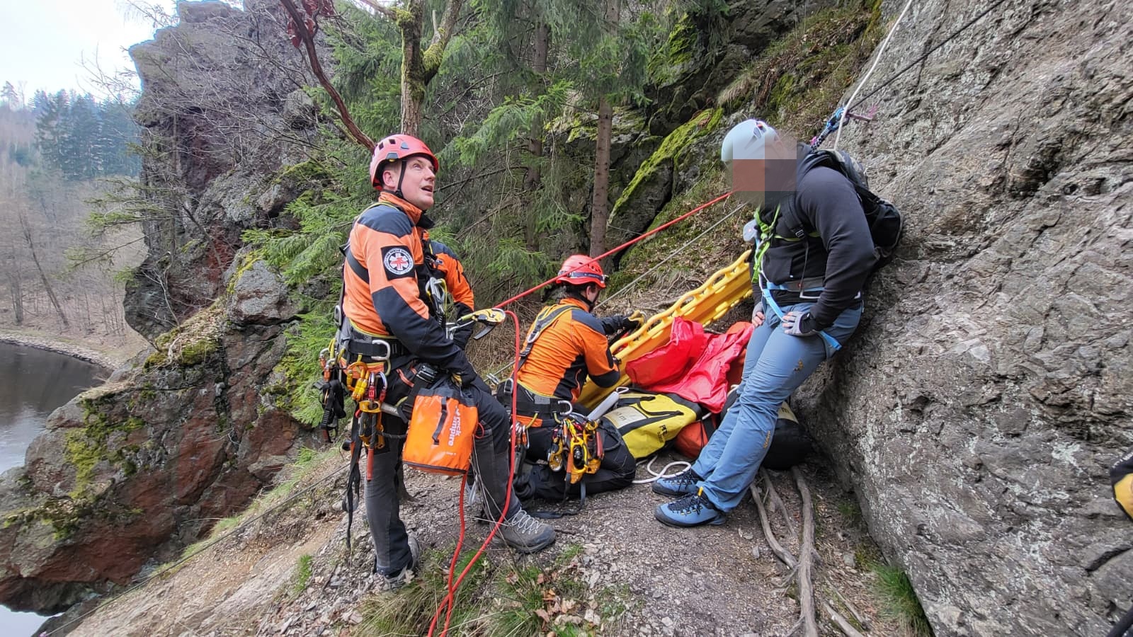 Záchrana ferratisty, Vodní brána