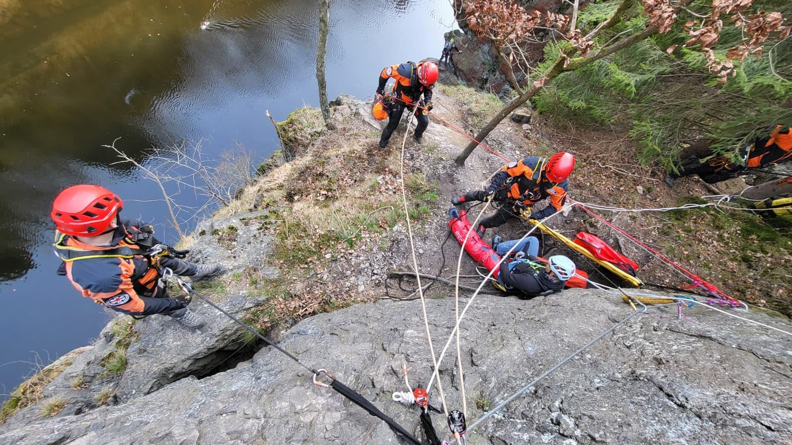 Záchrana ferratisty, Vodní brána