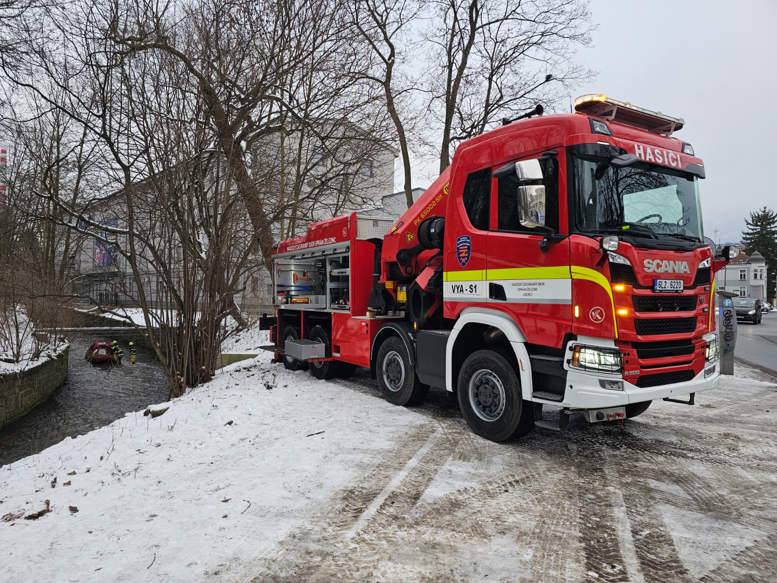 Zásah – vytažení automobilu z Nisy v úterý 3. února