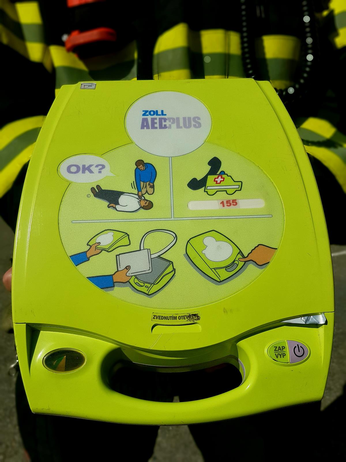 aed.jpg