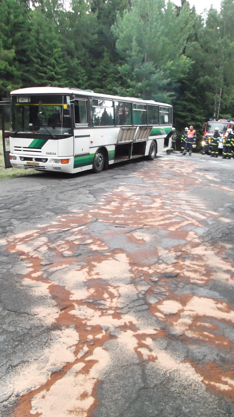 aubus abrtamská křižovatka 005.jpg