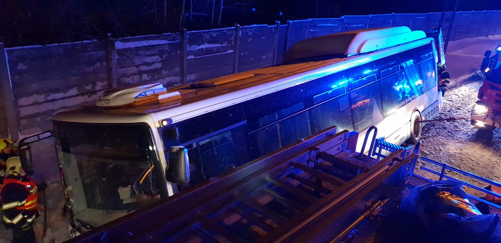autobus II_06.jpg