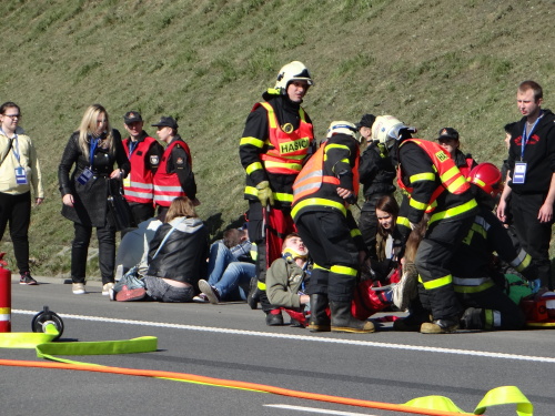 cviceniIZSdalnice2busyPolsko (5).JPG