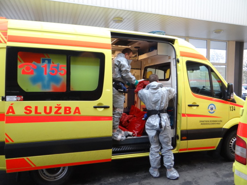 cviceniIZSebolaFNOstrava (14).JPG