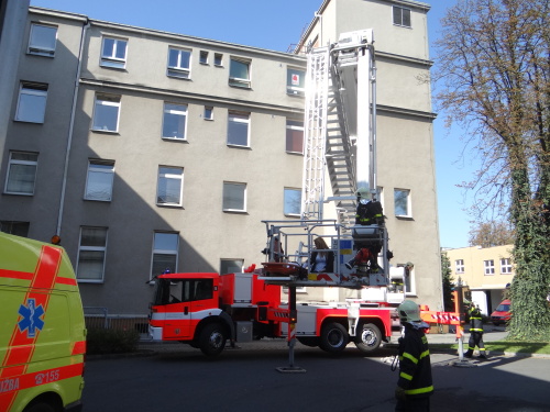 cvicenipozarzachrananemocniceOstrava (26).JPG