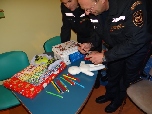 darkyTVnemocniceFrydekMistek (9).JPG