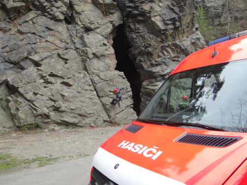 hasicilezeniskalaprehradaKruzberk (OP) (11).JPG