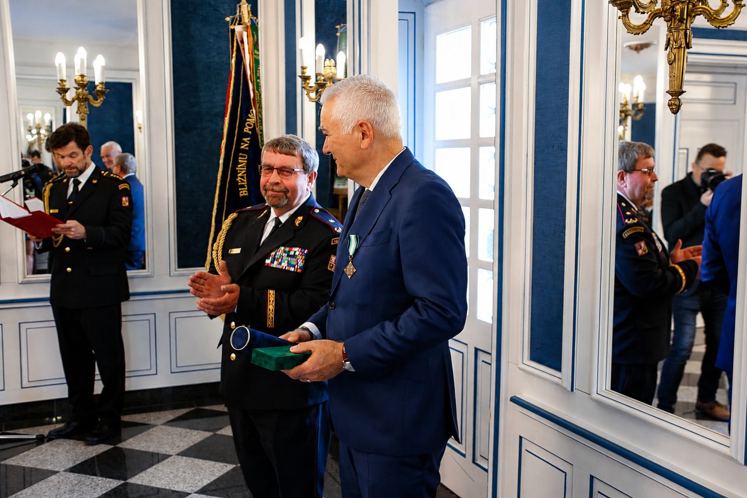 hejtman Plzeňského kraje MUDr. Kamal Farhan.jpg