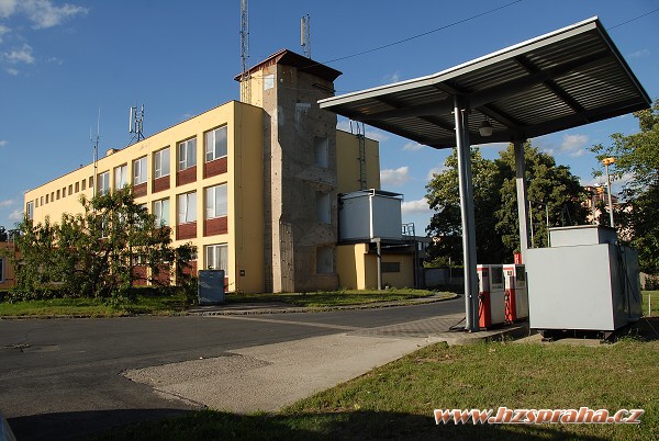 img00003.jpg