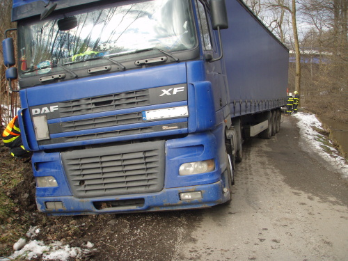 kamionPLvyprosteniCeskyTesin (KI) (4).JPG