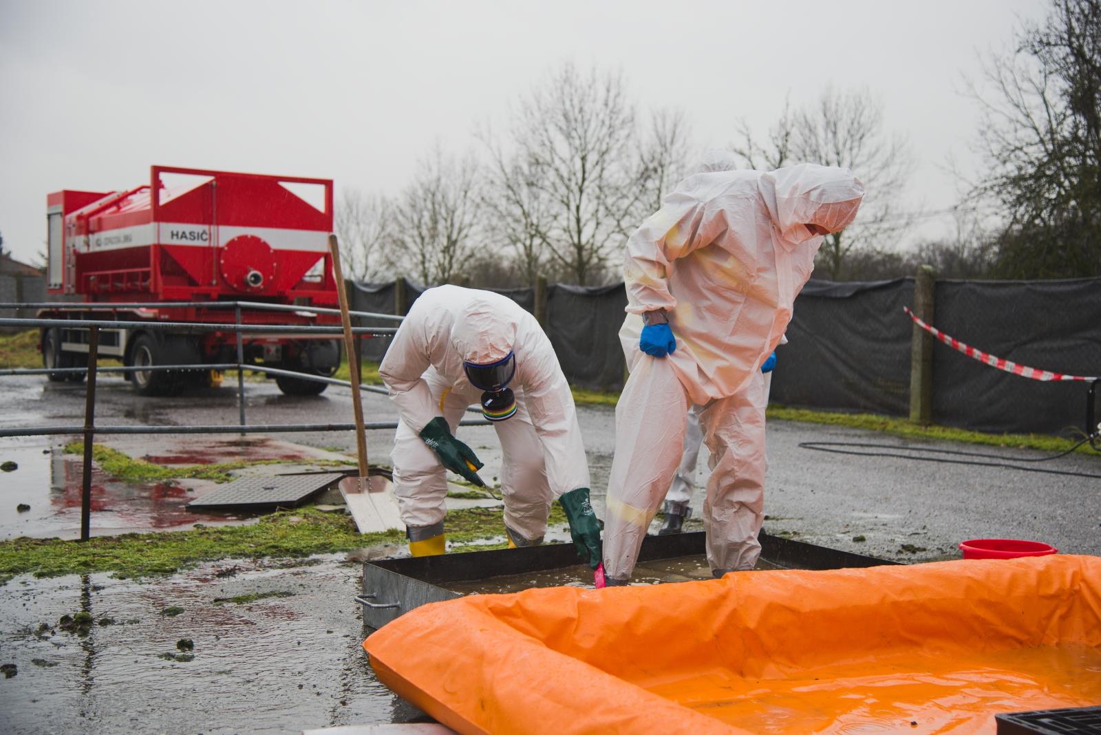 kontejner odpadní jímka.jpg