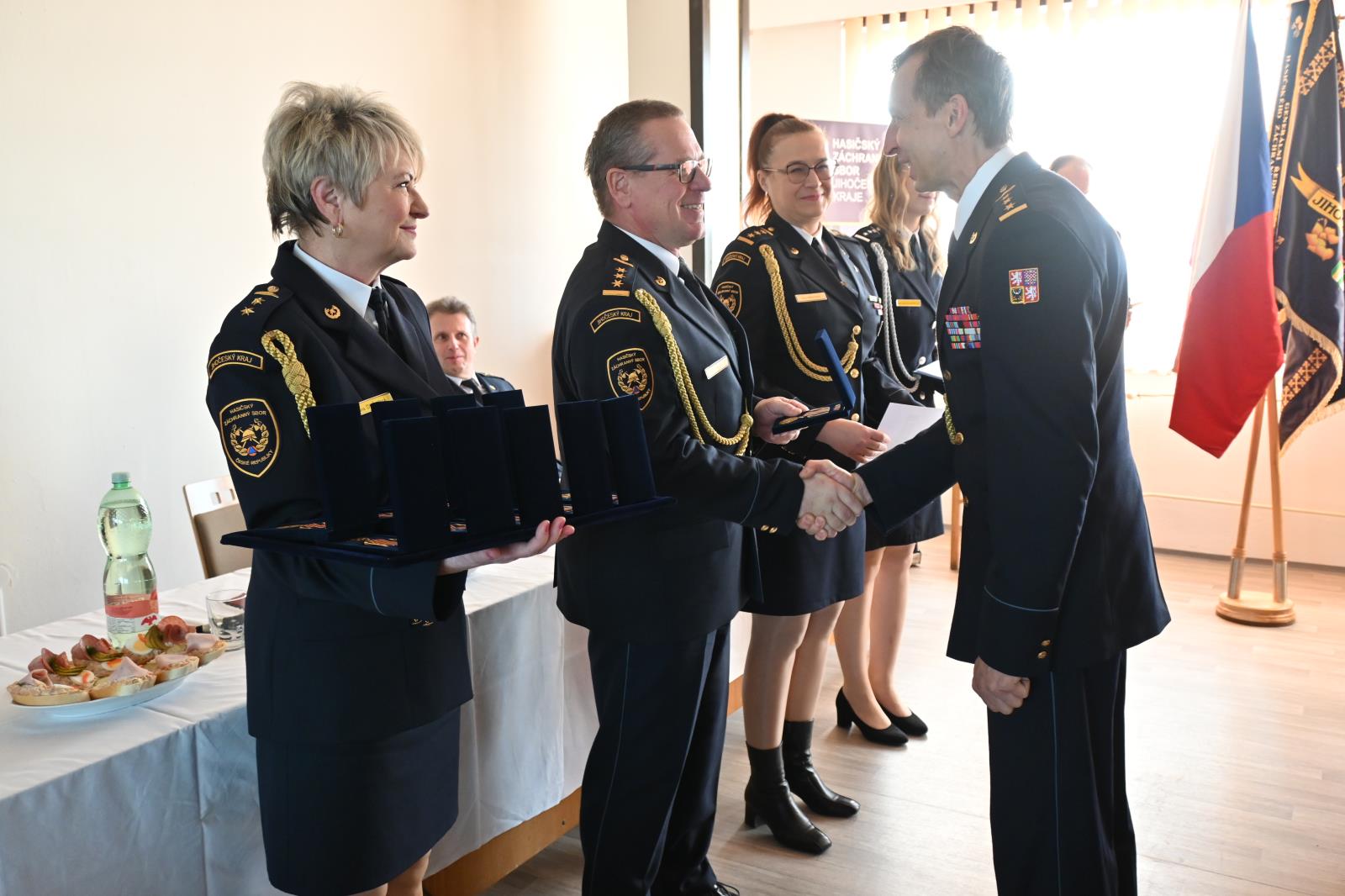 medaile 25 let HZS ČR (2).JPG