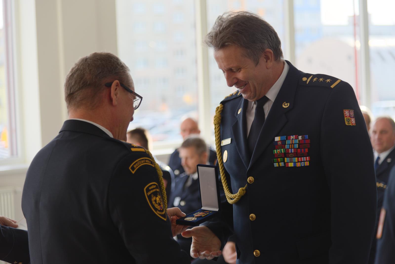 medaile 25 let HZS ČR (25).jpg