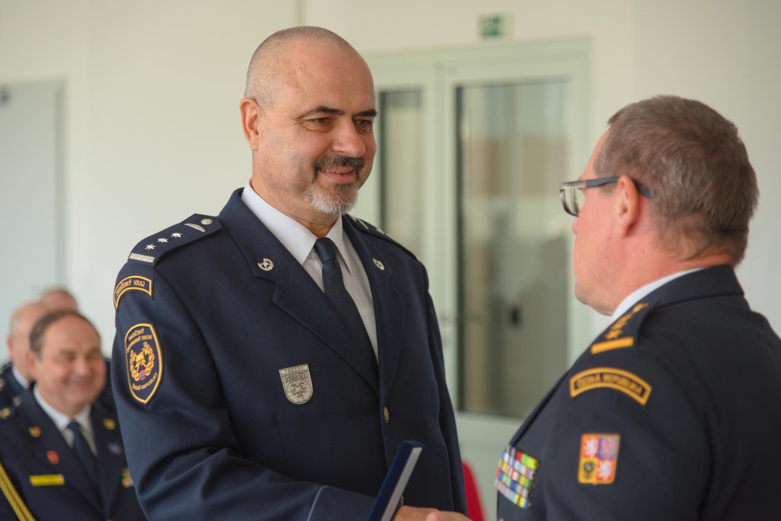 medaile 25 let HZS ČR (56).jpg