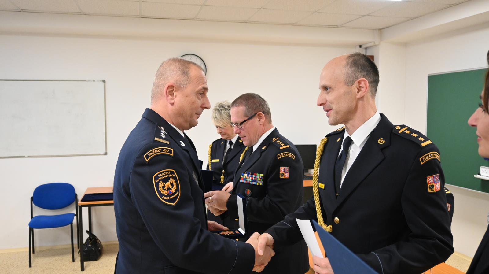 medaile 25 let HZS ČR (70).JPG