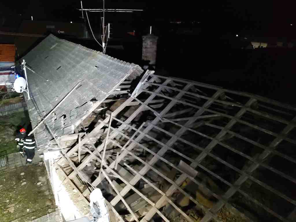 následky výbuchu v RD (3).jpg