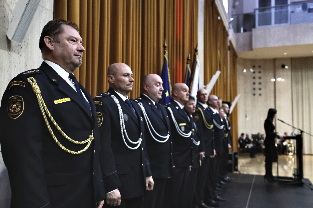 npor. Ing. Štefan Livinka, pprap.František Ouředník, pprap. Tomáš Páv.JPG
