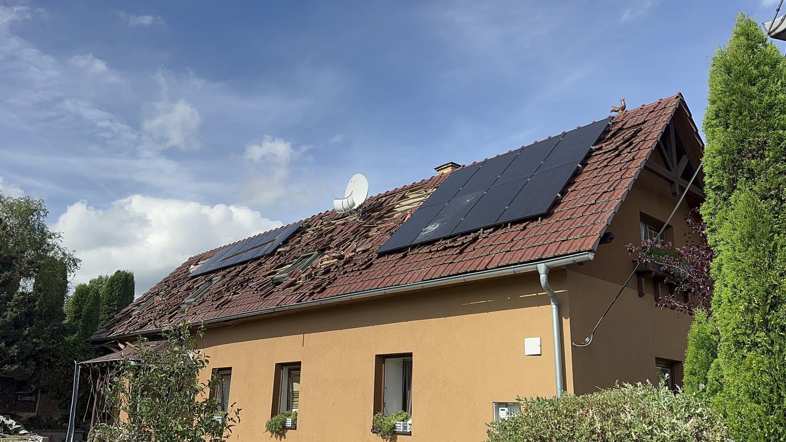 otinoves exploze - poskozene domy