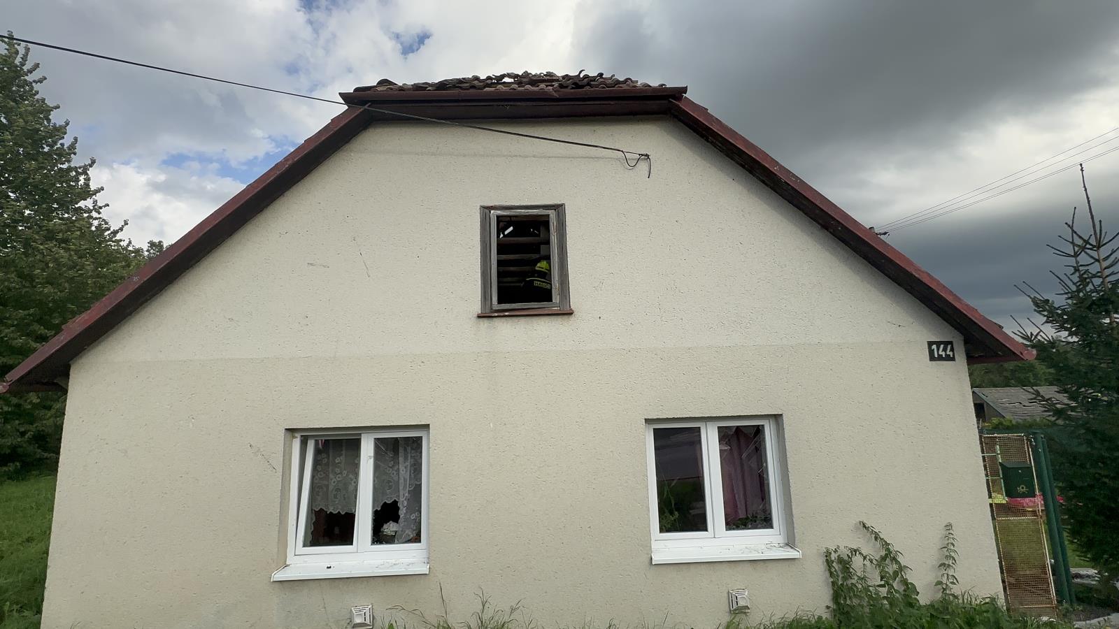 otinoves exploze - poskozene domy