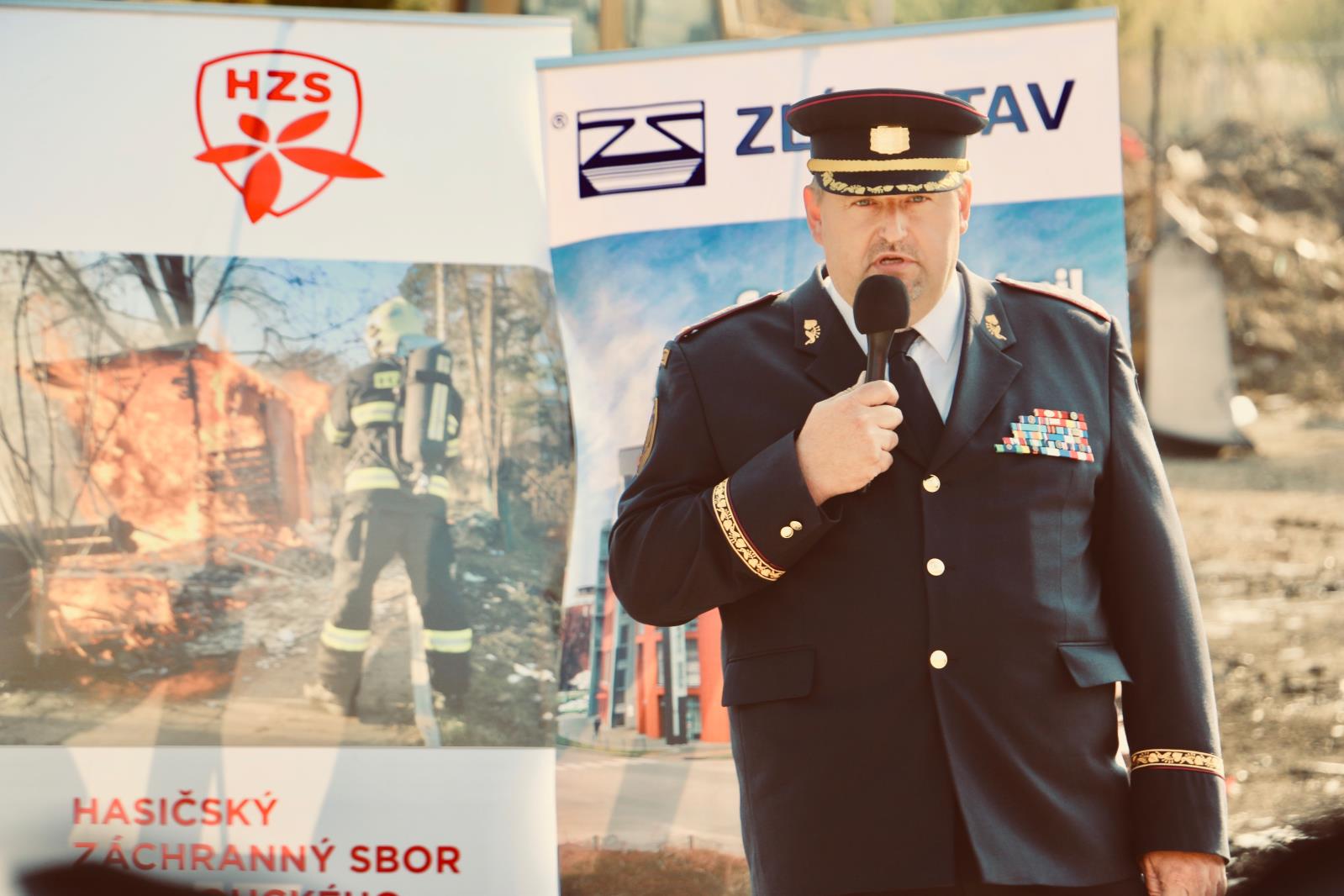 poklepání základního kamene výstavby stanice a územního odboru v Přerově
