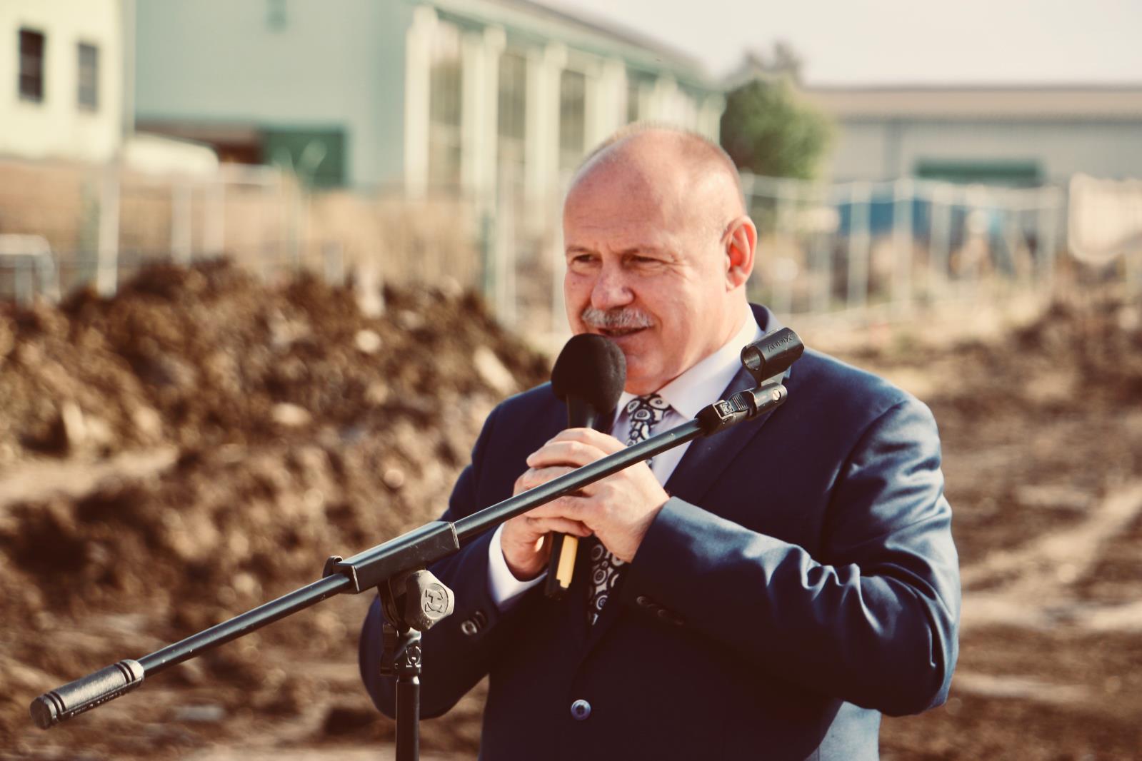 poklepání základního kamene výstavby stanice a územního odboru v Přerově