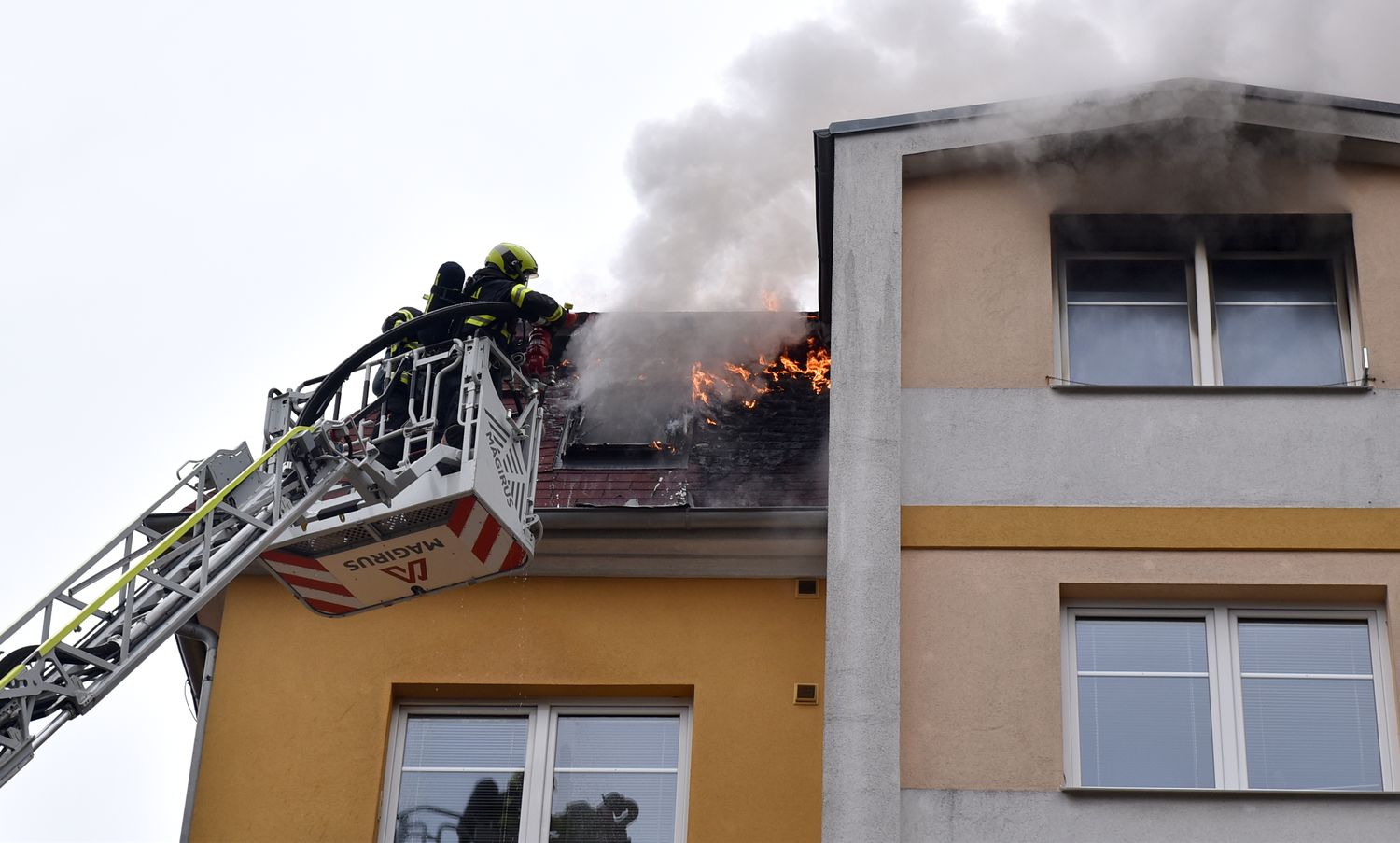 požár KV_03.JPG