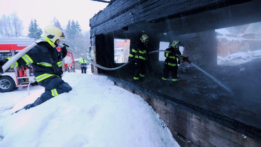 požár Krásná Lípa 1.JPG