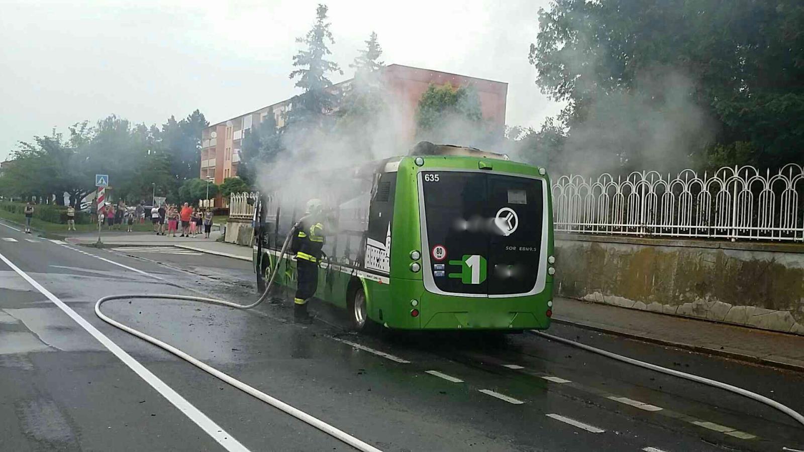 pozar autobus hranice (1).jpg