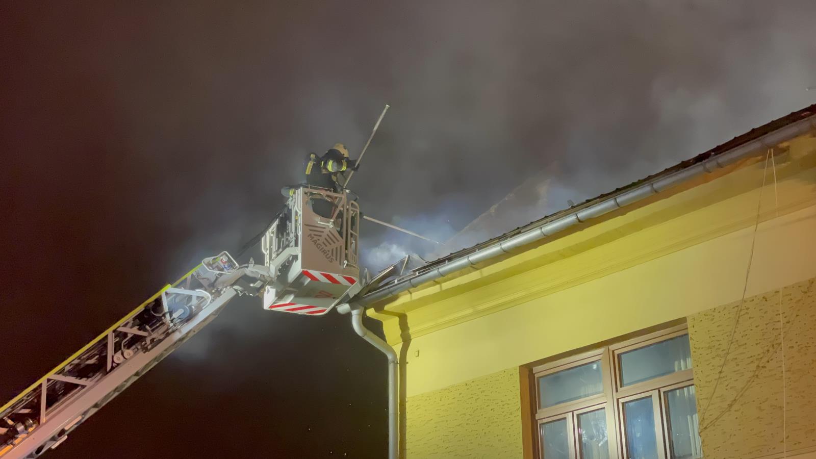 pozar bytoveho domu Moravsky Beroun