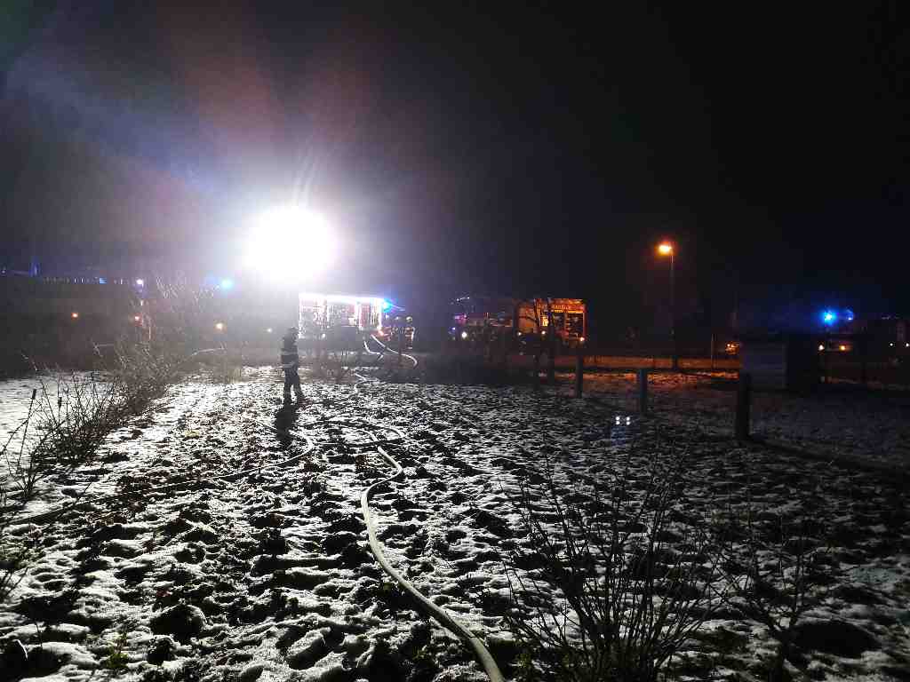 požár chaty (2).jpg