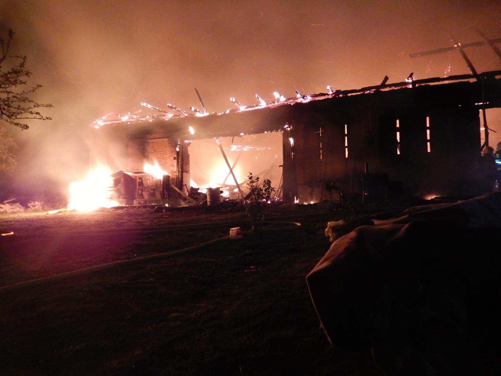 pozar klokoci - stodola