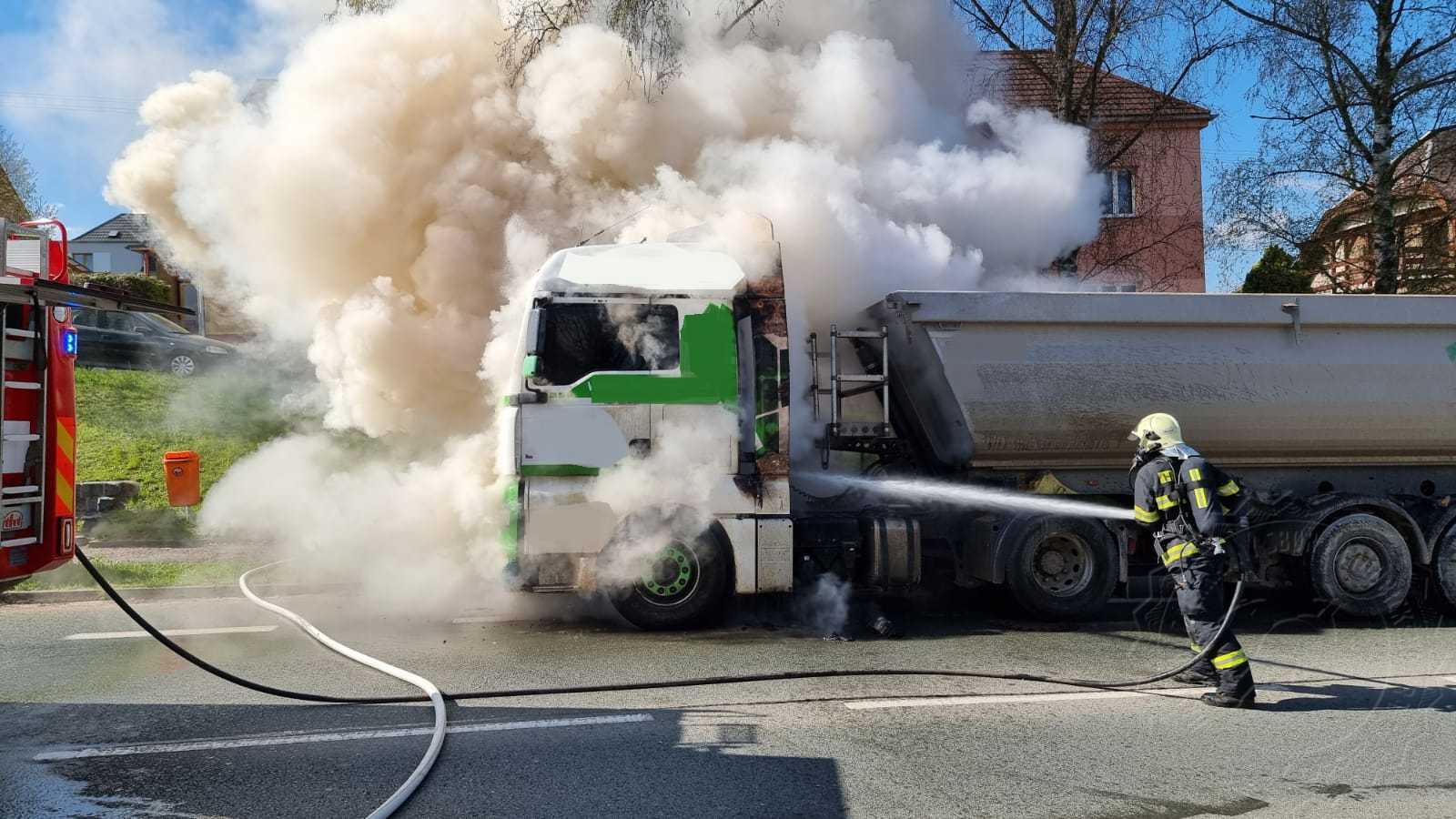 požár nákladního automobilu1 26.4.2021.jpg.png