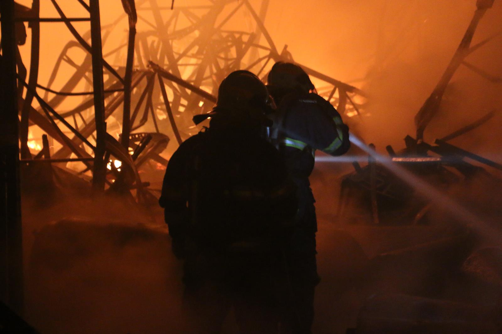 pozar skladovaci haly