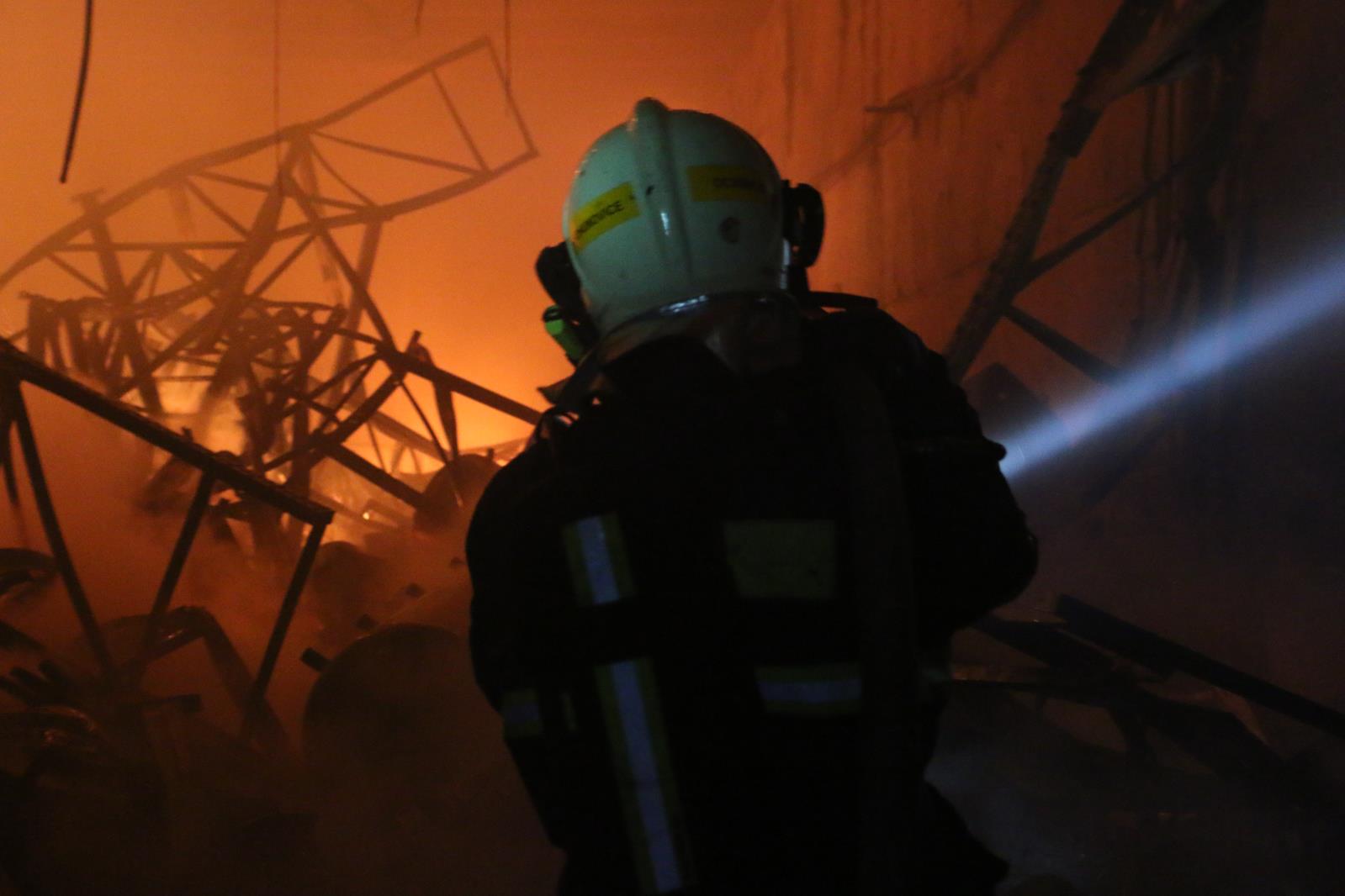 pozar skladovaci haly