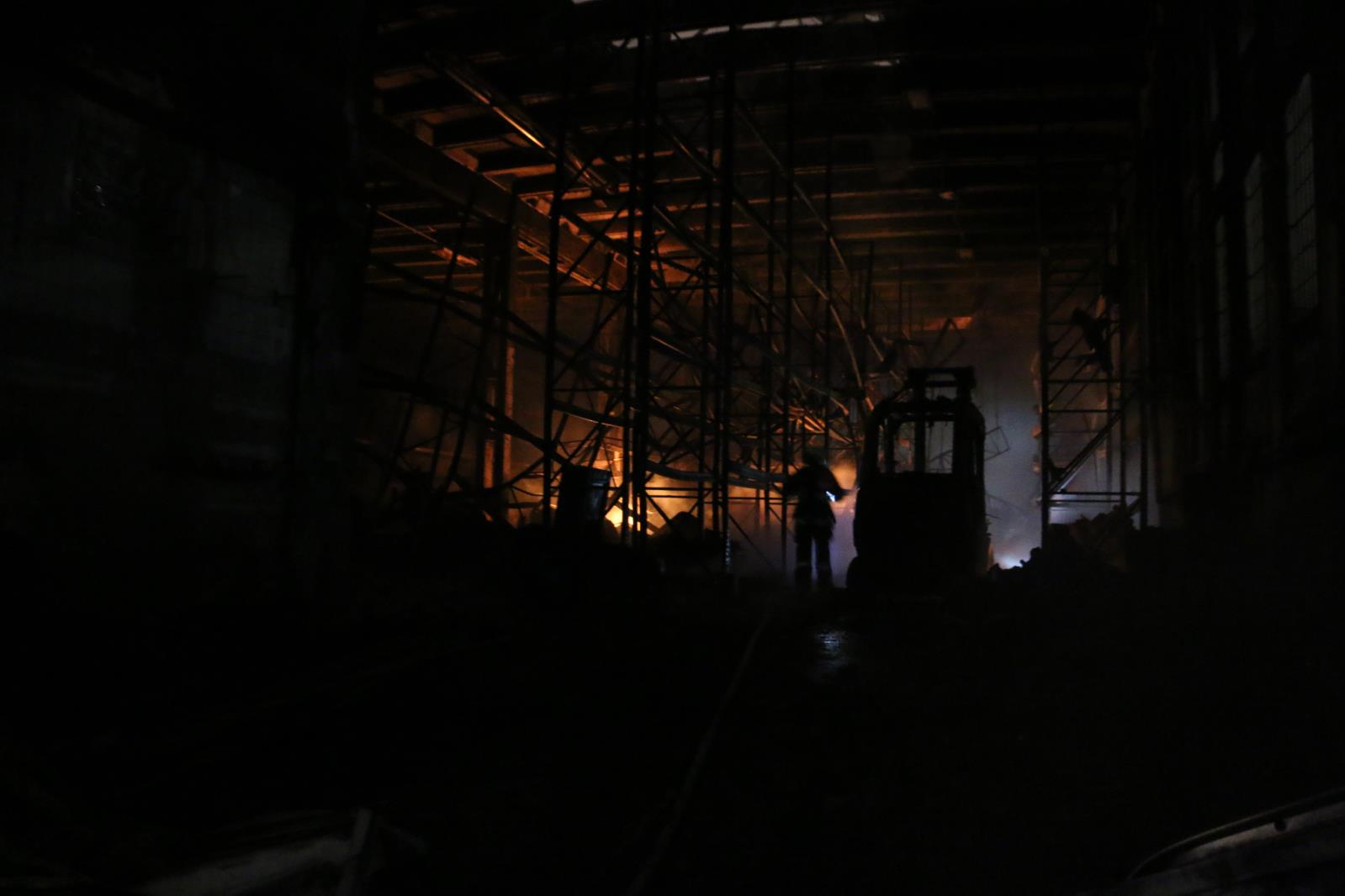 pozar skladovaci haly