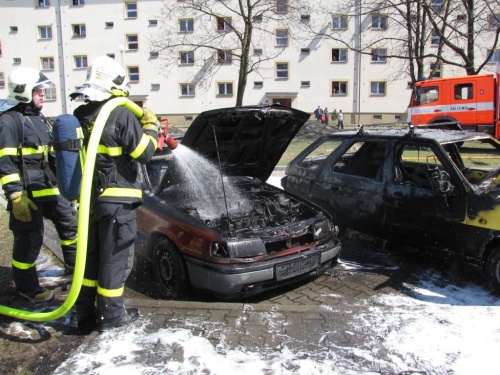 pozar3autaKarvina (4).jpg