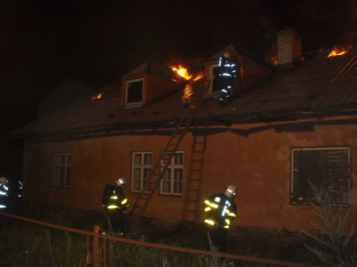 pozarRDstrechaVelkaStahle (BR) (4).JPG