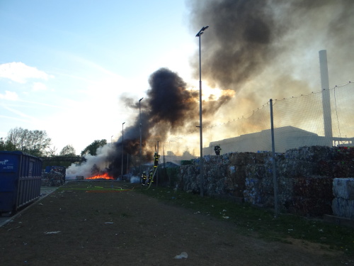 pozarodpadVratimov1 (3).JPG