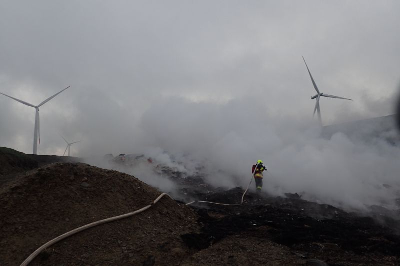 pozarskladkaDvorce_II (4).jpg