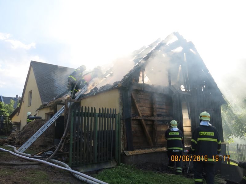 pozarstodolableskRoudno (4).jpg