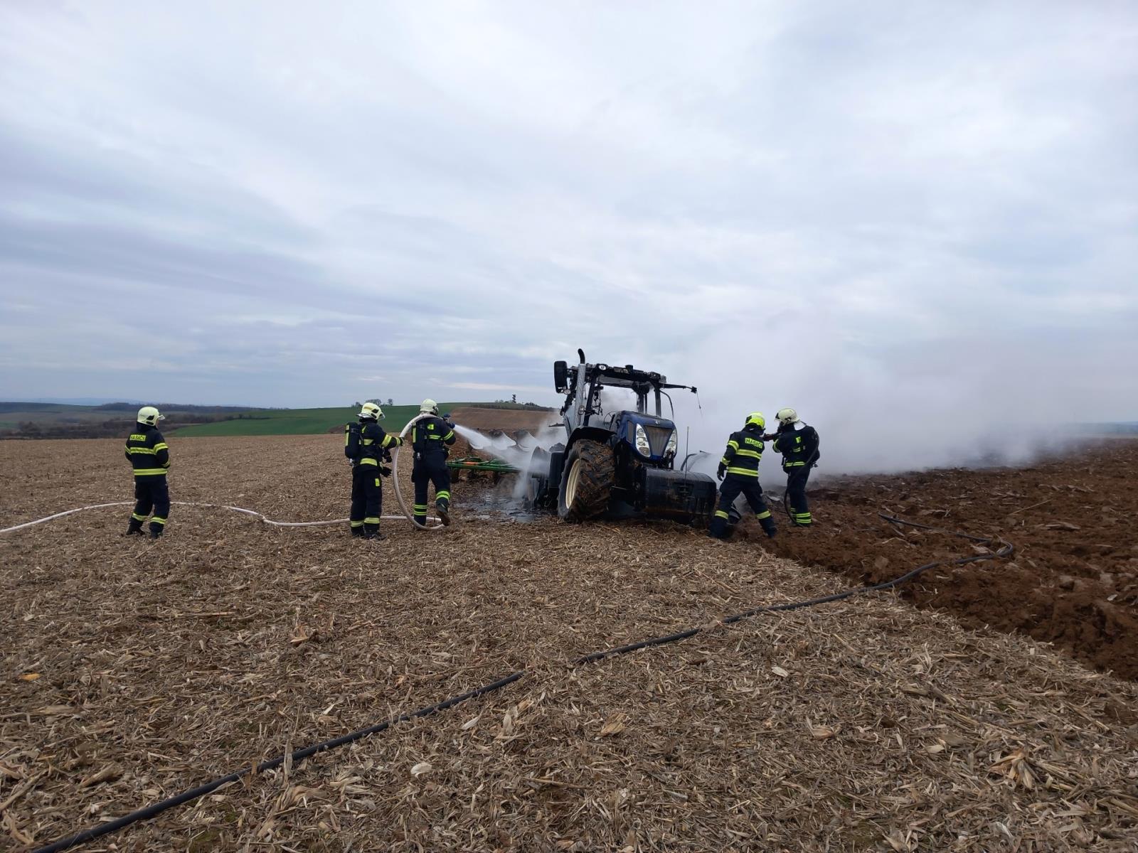 požáry traktorů.jpeg