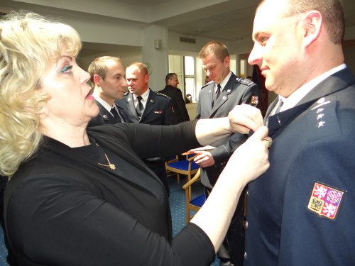 predaniZlatehozachranarskehokrize2015zaDNStudenka (28).JPG
