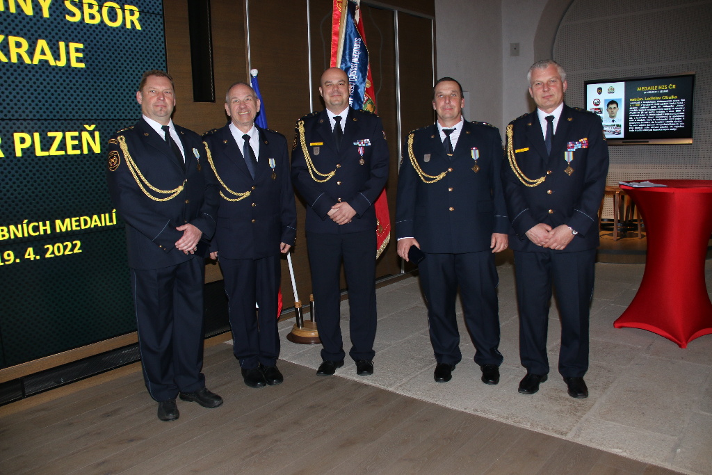 předávání služebních medailí  (4).JPG