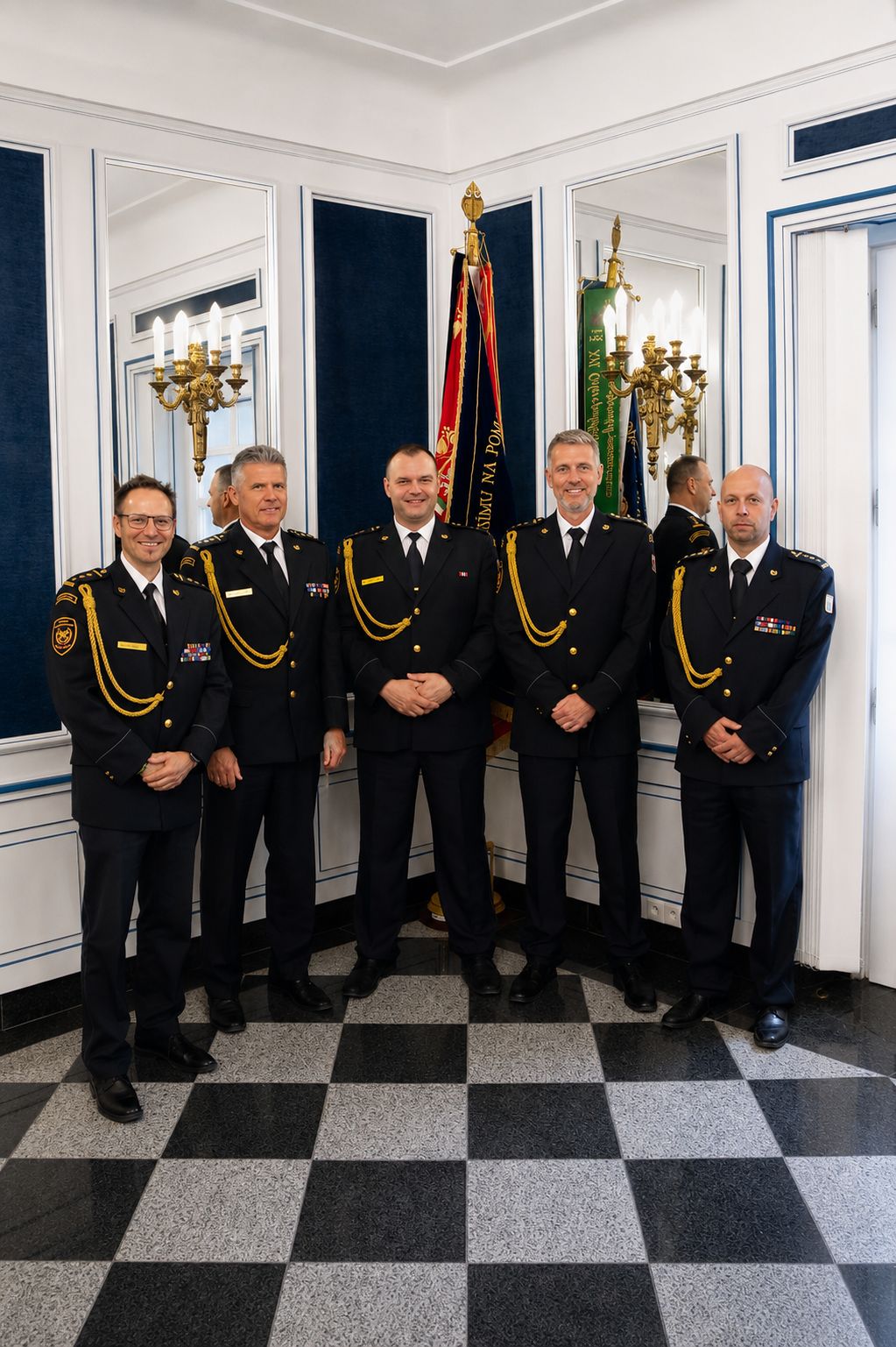 ředitelé územních odborů HZS PLK (2).jpg