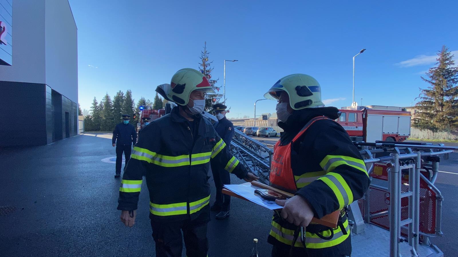 rozlouceni zdenek veverka a jaroslava kolarova