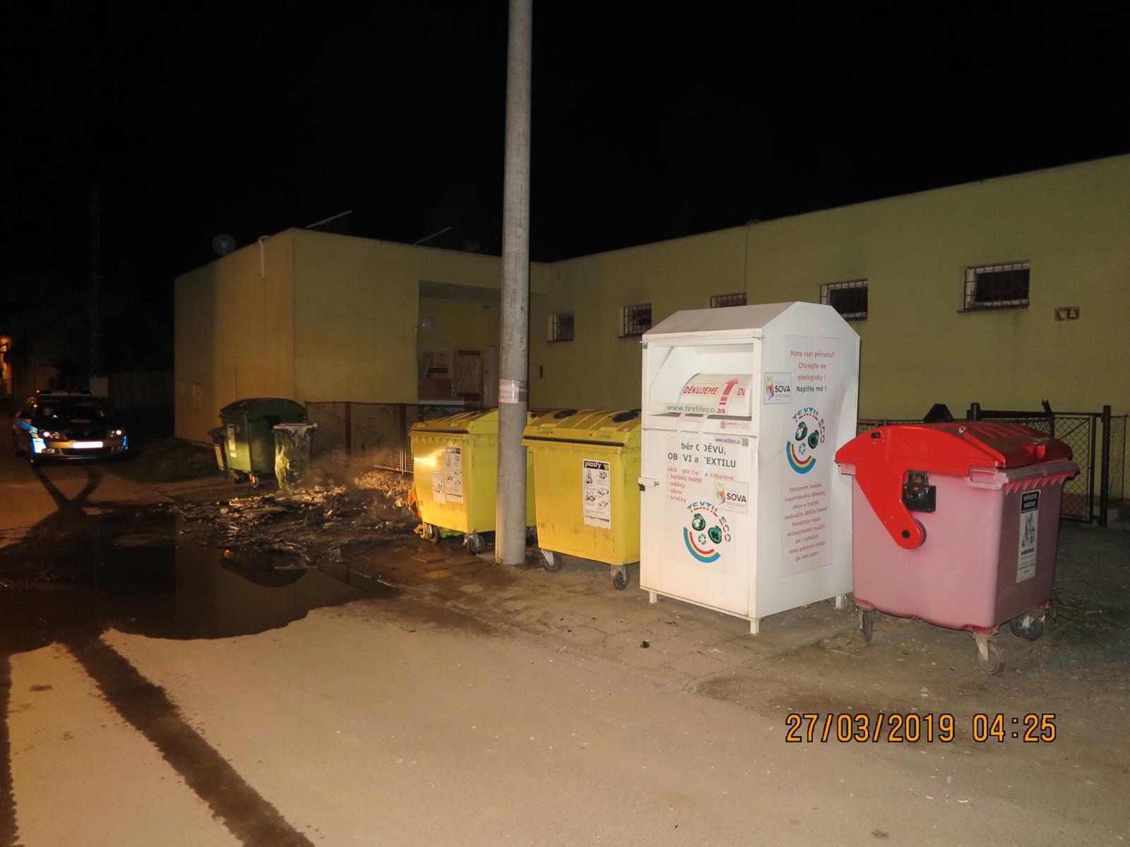 serie umyslnych pozaru plastovych kontejneru Olomoucko