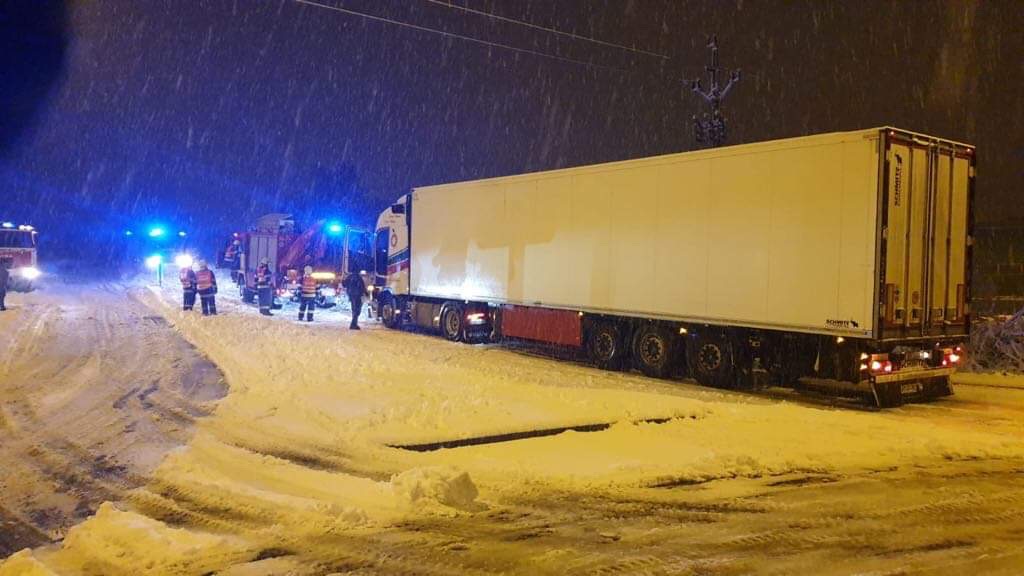 situace po vydatnem snezeni v OLK